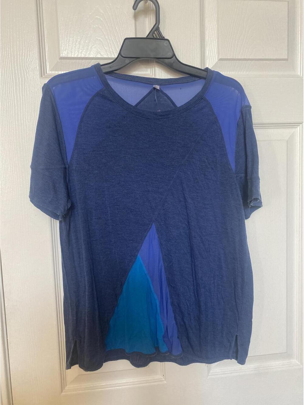 Women’s Short Sleeve Blue Mesh Panel T-Shirt Large